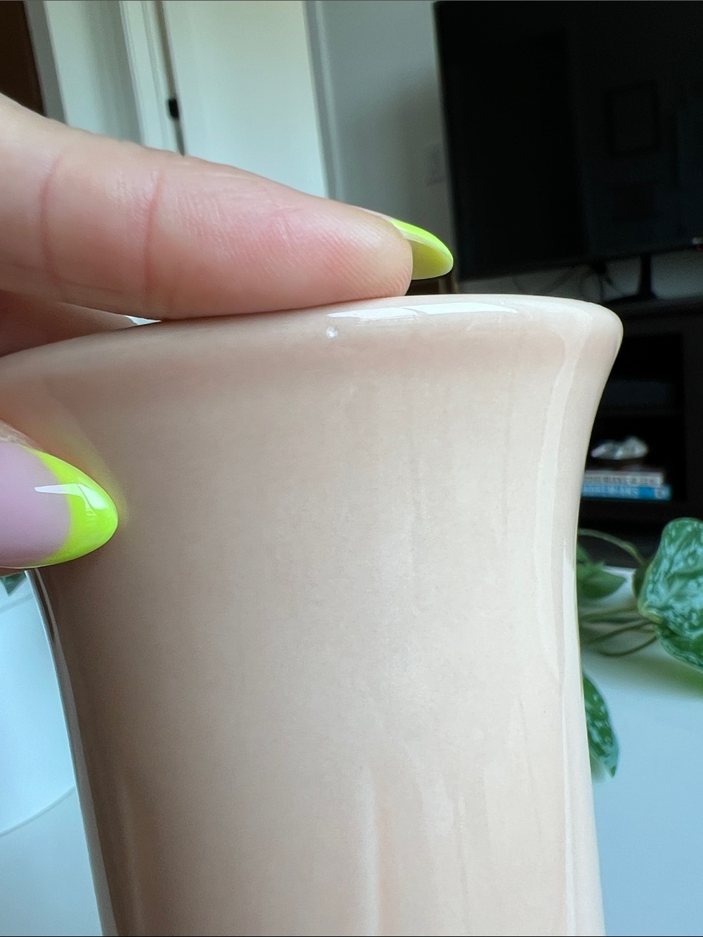 Vintage Peach Pfaltzgraff USA Vase Decor - Picture 9 of 11